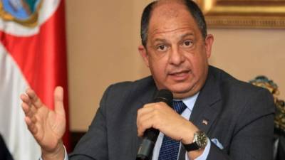 En la gráfica el presidente costarricense, Luis Guillermo Solís. Foto de archivo.