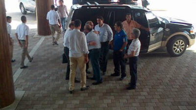 Los empresarios centroamericanos empezaron a llegar a la reunión del Consejo Empresarial de América Latina en Tela, Honduras.