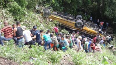 La unidad en que perdieron la vida 14 personas viajaba sin permiso de operación.