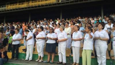 Damas católicas de San Pedro Sula han acudido en mayoría para rezar por paz en la ciudad.
