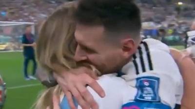 La misteriosa dama de popularizó en las redes sociales en donde aseguraban que era la mamá de Lionel.