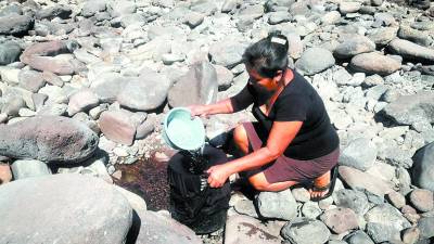 <b>El Niño es un cambio en la temperatura del océano Pacífico, en el que calienta el mar, y La Niña los disminuye.</b>