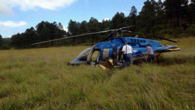 El helicóptero que aterrizó de emergencia hoy en Guaymaca, Francisco Morazán donde viajaba el líder del Partido Nacional de Honduras, Juan Orlando Hernández.