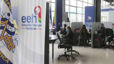 Los trabajadores del consorcio honduro-colombiano recibieron en sus correos electrónicos la notificación de terminación de contrato y el nuevo convenio para laborar con la recién creada unidad dentro de la estatal.