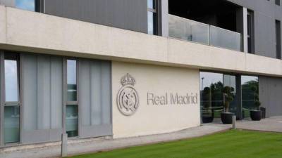 Los detenidos serían un jugador del segundo equipo del Real Madrid, el Castilla, y dos del Real Madrid C.