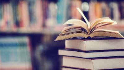 Esta selección de quince títulos incluye grandes éxitos de ventas.