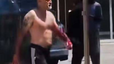 Los Mossos d’Esquadra detuvieron a un hombre de 48 años acusado de matar a su expareja en la vía pública, cerca de un parque en Figueres, Girona.