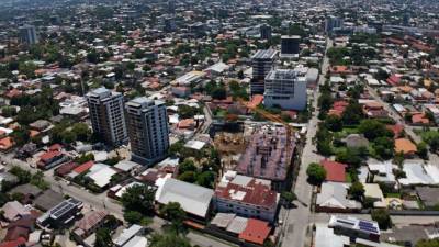 Fotografía aérea de la ciudad de San Pedro Sula, Honduras.