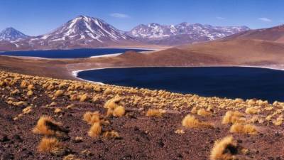 Una hermosa vista se puede apreciar desde el desierto de Atacama.