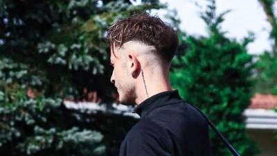 Futbolista utilizó una aplicación para citas sin imaginarse que sería descubierto.