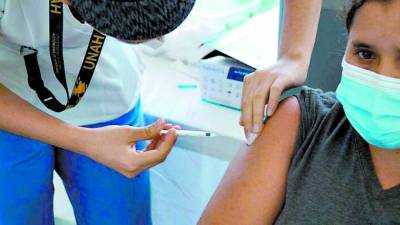 <b>Salud ya no aplica AstraZeneca.</b>