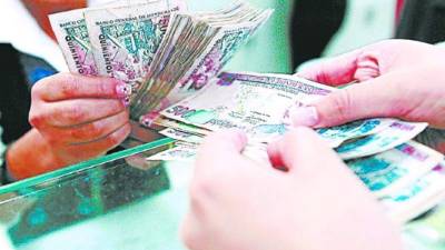 El valor del Producto interno Bruto preliminar de 2016 fue de 469,444 millones de lempiras, para un déficit fiscal de 12,670 millones.