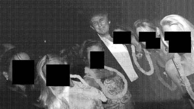 El presidente estadounidense, Donald Trump, voló al menos ocho veces junto al pederasta Jeffrey Epstein en el avión privado de éste en la década de 1990, incluida una ocasión en la que viajó únicamente con él y con una joven de 20 años.