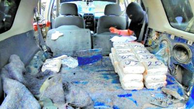 Para sacar los paquetes de dólares fue necesario usar acetileno con el cual abrieron los compartimentos ocultos.