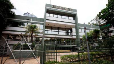 <b><span class=mln_uppercase_mln>Flujo.</span></b> Para 2024, el Banhprovi proyecta superar 12,000 millones de lempiras en préstamos, priorizando el sector vivienda.