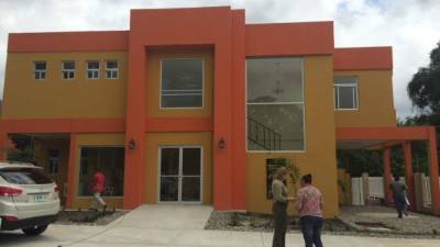 Ayer se hacían los preparativos para el evento que se llevarán a cabo hoy y que reunirá al gremio periodístico.