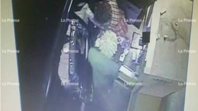 Ayer, en Morazán, Yoro, cinco jóvenes fueron detenidos por suponerlos responsables del saqueo.