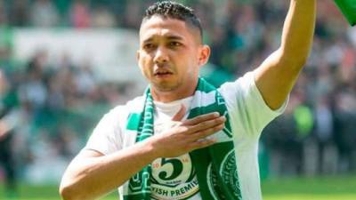 Emilio Izaguirre es el legionario más ganador de títulos.