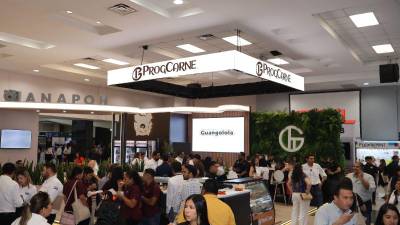 El stand de ProgCarne ofrece degustaciones y experiencias gastronómicas para los asistentes.