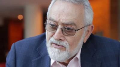 <i><b>El científico Hondureño, Salvador Moncada será embajador ante China.</b></i>