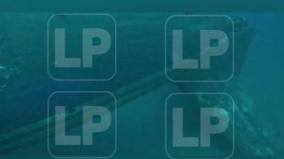 Los restos del avión de Aerolíneas Lanhsa, accidentado la tarde-noche del 17 de marzo tras despegar del aeropuerto de Roatán, Islas de la Bahía, con destino a La Ceiba, reposan a unos 30 metros de profundidad.
