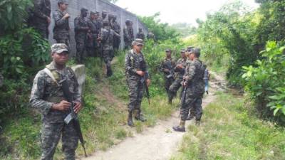 - AtlÃ©tico Choloma vs Broncos del Sur - Liga Ascenso 2019 El AtlÃ©tico Choloma derrotÃ³ la noche de este sÃ¡bado por 2-0 al Broncos del Sur en el juego de vuelta por la permanencia en la Segunda DivisiÃ³n- El AtlÃ©tico Choloma derrotÃ³ por 2-0 al Broncos del Sur en el juego de vuelta por la permanencia en la Segunda DivisiÃ³n en el estadio RubÃ©n Deras