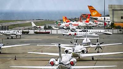 El Gobierno de Venezuela, prosiguió, rechaza que la Administración de Trump pretenda amedrentar y presionar a las aerolíneas internacionales que operan en Venezuela y transitan el FIR Maiquetía.