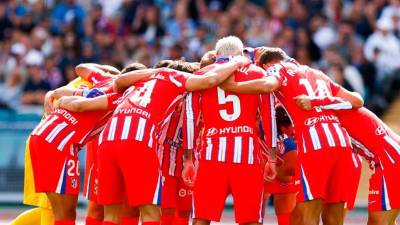 Atlético de Madrid comenzó la nueva temporada de la Liga española empatando 2-2 ante Villarreal.