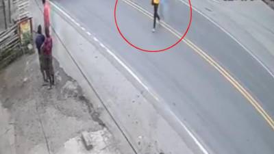 Medios de Guatemala revelaron que la mujer logró sobrevivir al accidente.