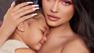 Kylie Jenner y Stormi Webster.