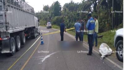 Los cadáveres fueron trasladados a la morgue de La Ceiba.