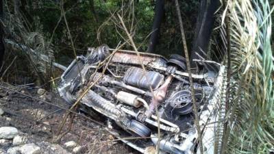 Al momento de llegar los bomberos lograron controlar el fuego durante algunos minutos.