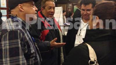 El cantante hondureño dialoga con sus compatriotas en New York.