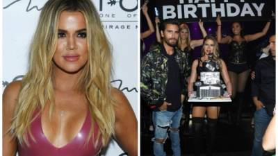 Khloé Kardashian se ha vuelto un punto de referencia para la moda. En esta oportunidad decidió mostrarse y probar con un vestido de color rosa vieja y elástico en la fiesta de cumpleaños de Scott Disick.