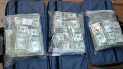 El sábado anterior fueron detenidos tres hondureños con 7,186,695 dólares en el aeropuerto de Panamá.