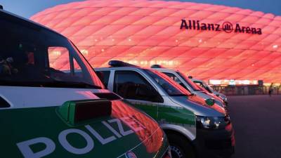 La Policía Criminal de Alemania registró el estadio Allianz Arena y la sede del Bayern Múnich.