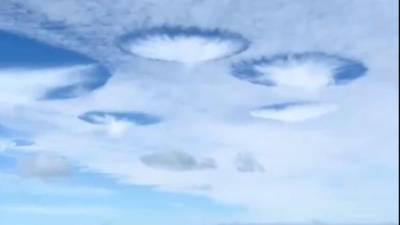 Extrañas figuras se formaron en el cielo de Florida