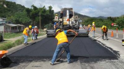 Cuadrillas de trabajo de la CA-5.