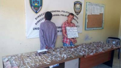 Los detenidos fueron llevados a la posta de Belén.