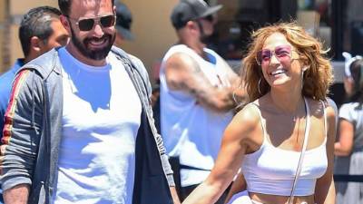 Jennifer López y Ben Affleck retomaron su relación amorosa el pasado mes de abril. Foto: Grosby Group.