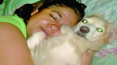 La comunidad protectora de animales está de luto por la muerte de Reina Burgos, que dedicó gran parte de su vida a rescatar y proteger mascotas.