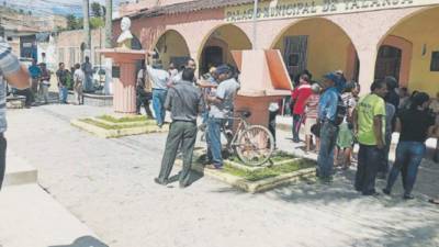 Municipalidad de Talanga, Francisco Morazán, ordenó toque de queda.