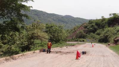 La red vial del occidente del país está destruida. En muchos tramos ya ni hay asfalto.
