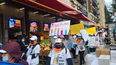 Inmigrantes marchan por las principales ciudades de EEUU exigiendo al Gobierno de Biden pasar la reforma migratoria.