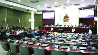 <b>Varias semanas llevan sin sesionar.</b>