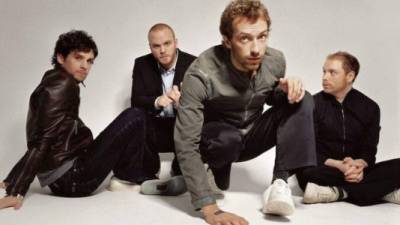 Coldplay es una banda británica de pop rock formada en Londres en 1996.