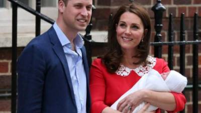 El príncipe William, duque de Cambridge y la duquesa de Cambridge. Foto AFP