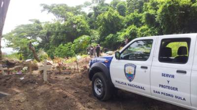 El crimen ocurrió dentro del cementerio Los Laureles en San Pedro Sula.