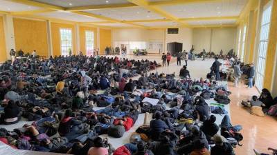 Entre los migrantes habían 45 núcleos familiares integrados por 144 personas en movilidad.