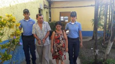 Pareja detenida en la ciudad de El Progreso, Yoro, zona norte de Honduras.